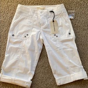 Brand new! Marrakech white cargo like Capri